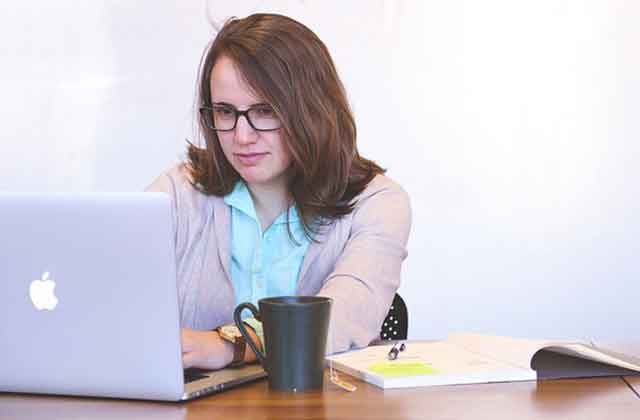 创新独特精致的短信验证码轰炸平台